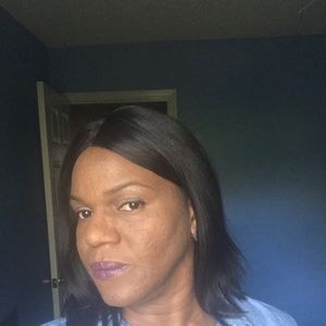 Meet your Posher, Roselyne